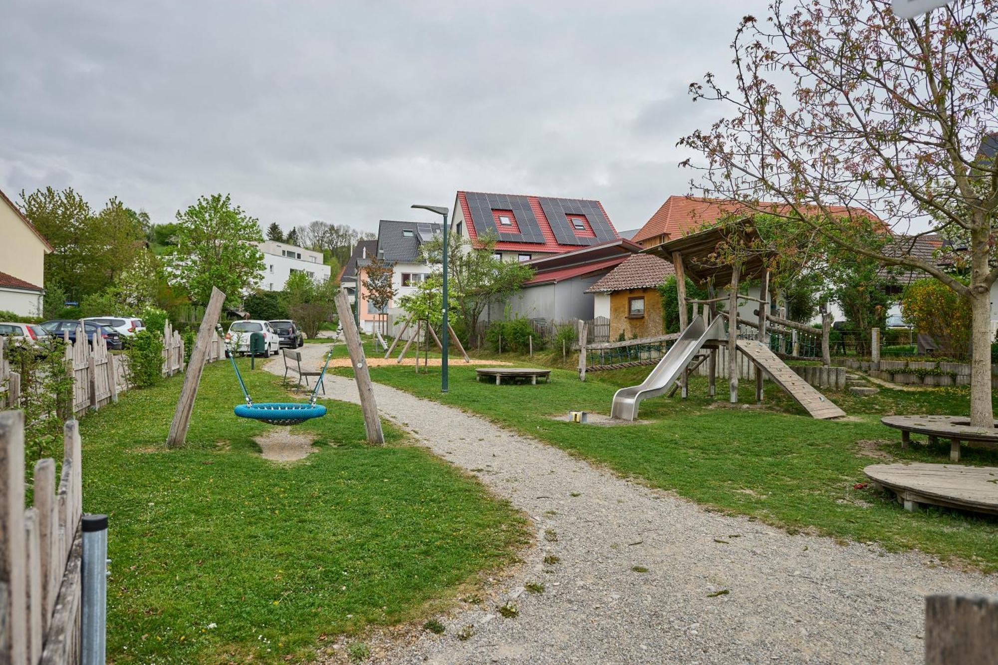 Wood World Luxury - Massage - Bergblick - Tranpolin- Parken Lägenhet Markdorf Exteriör bild