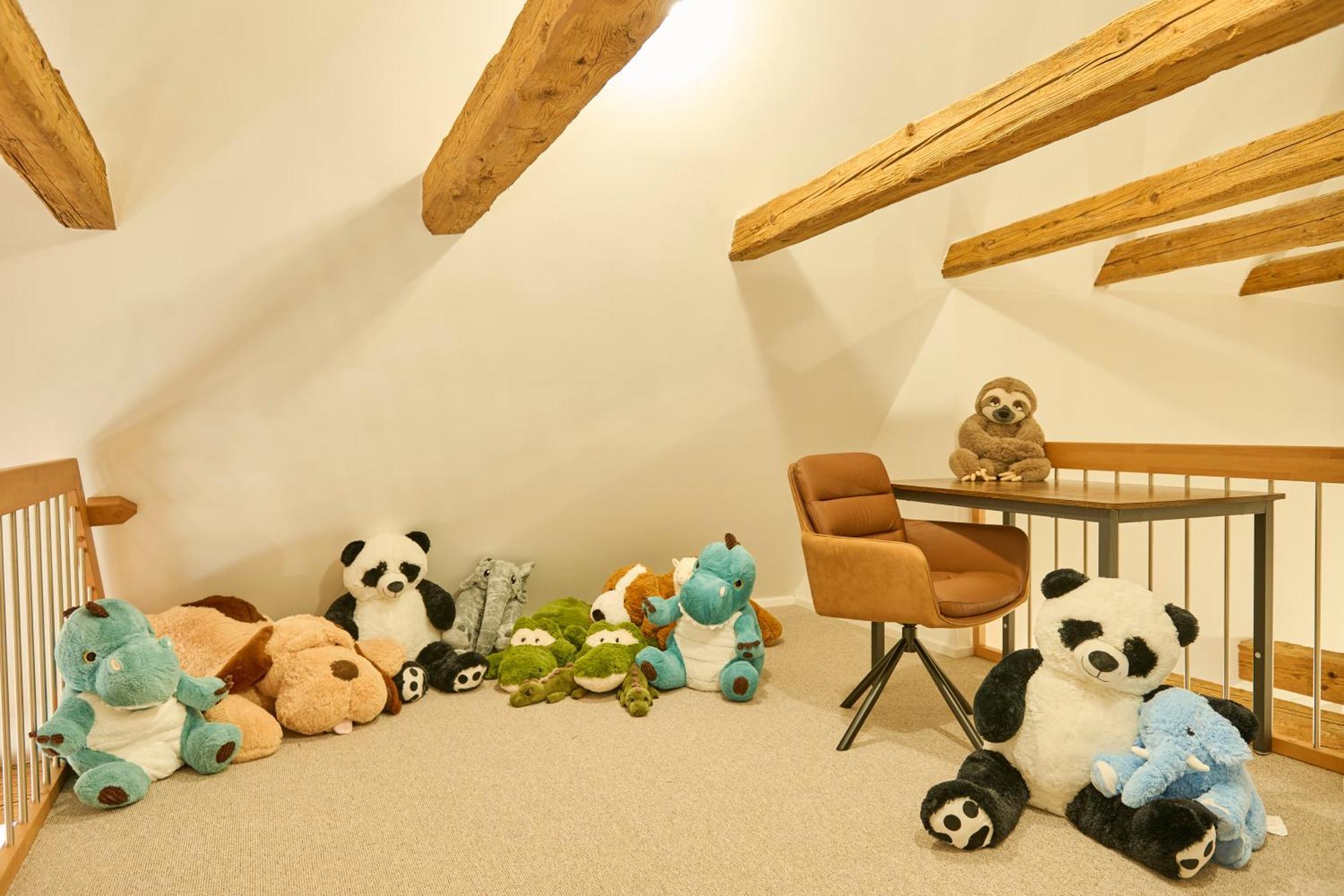 Wood World Luxury - Massage - Bergblick - Tranpolin- Parken Lägenhet Markdorf Exteriör bild
